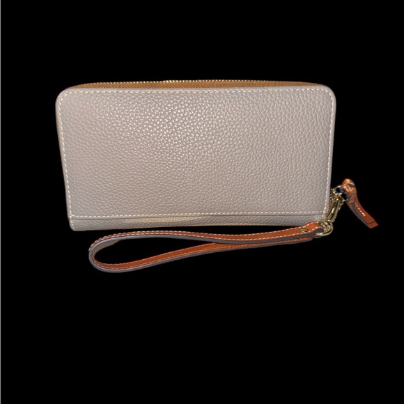 Dooney & Bourke Toupe Pebble Grain Large Zip Around Wristlet Wallet - Picture 2 of 5